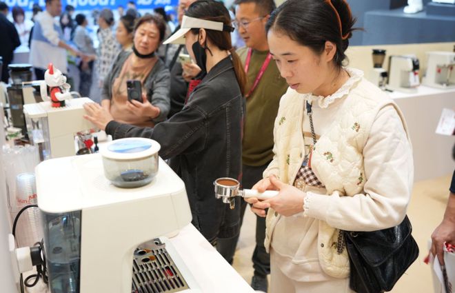店及餐饮业博览会收官Tuni突尼成亮点PG电子游戏麻将胡了2024深圳国际酒(图1)