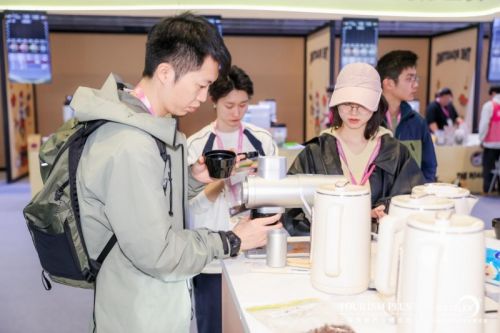 海站圆满收官百胜图E6Air助力赛事级咖啡研磨突破麻将胡了2游戏入口2025WCRC中国区选拔赛上(图3)